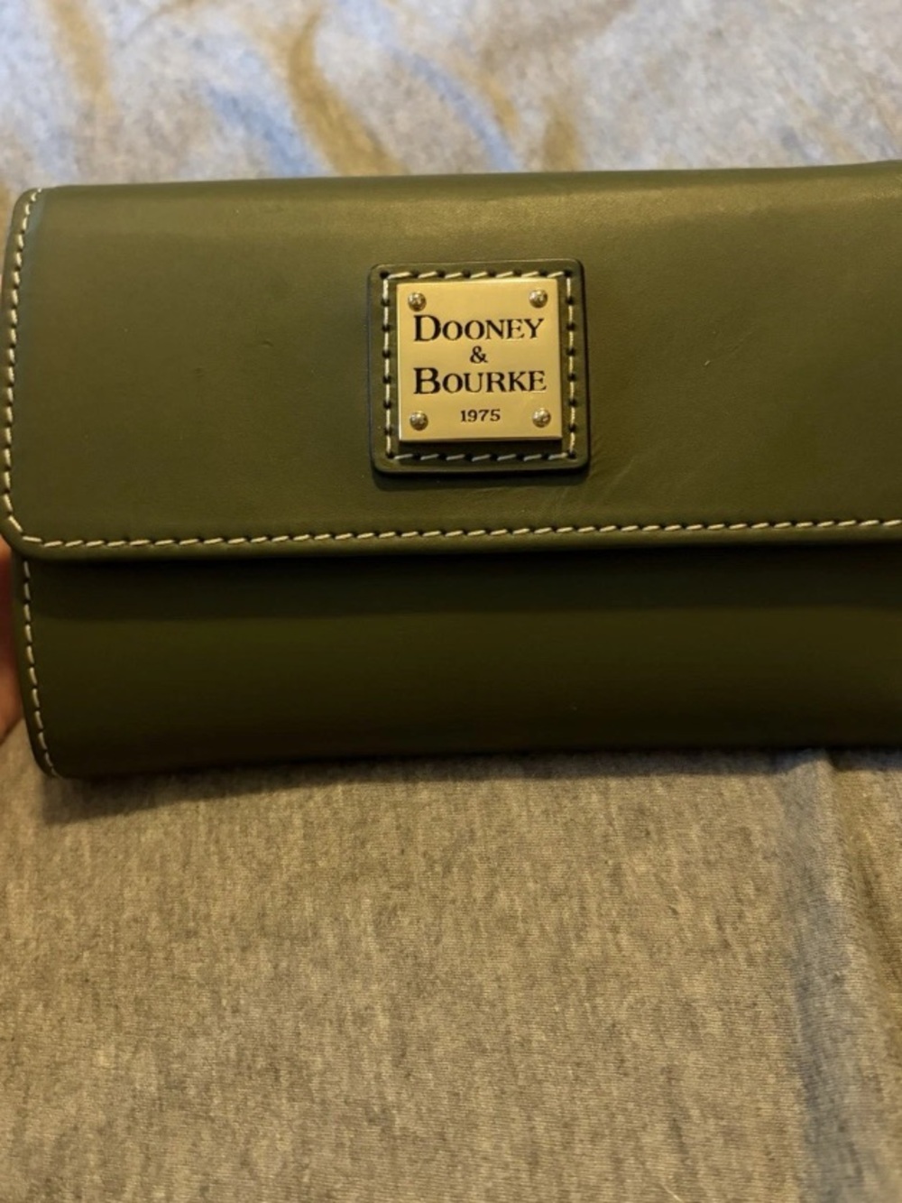 Dooney & Bourke Olive Green Leather Wallet with Striped Cotton Lining - Picture 1 of 4